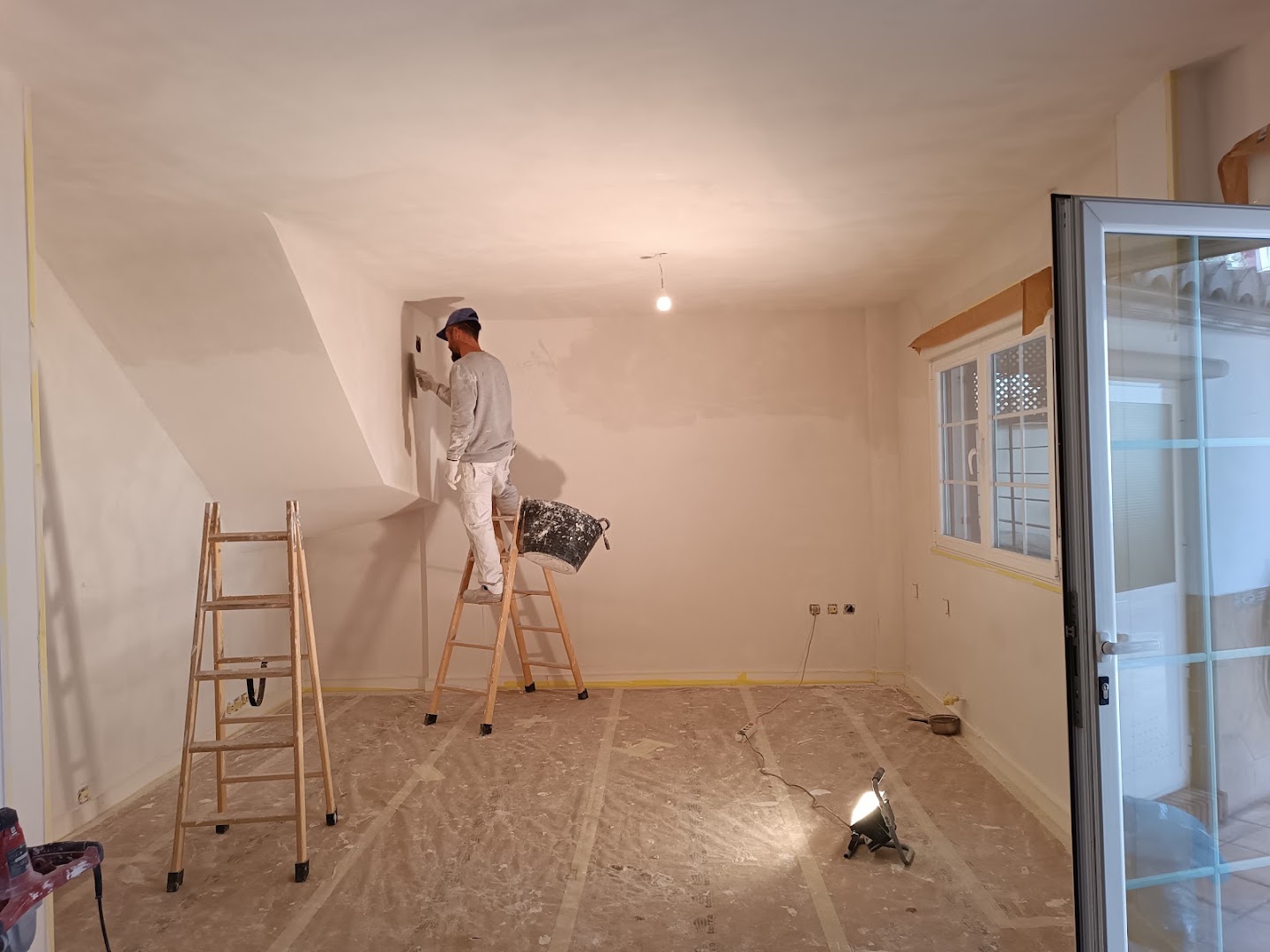 Pinturas y Decoración Madan — Fotos 9